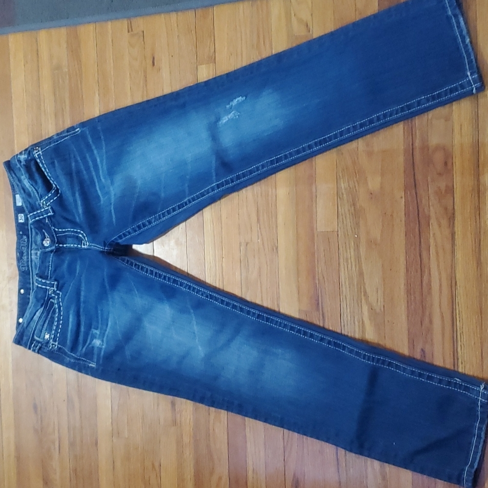 Women's Very Cute distressed Miss Me Jean's 30 - Picture 4 of 7
